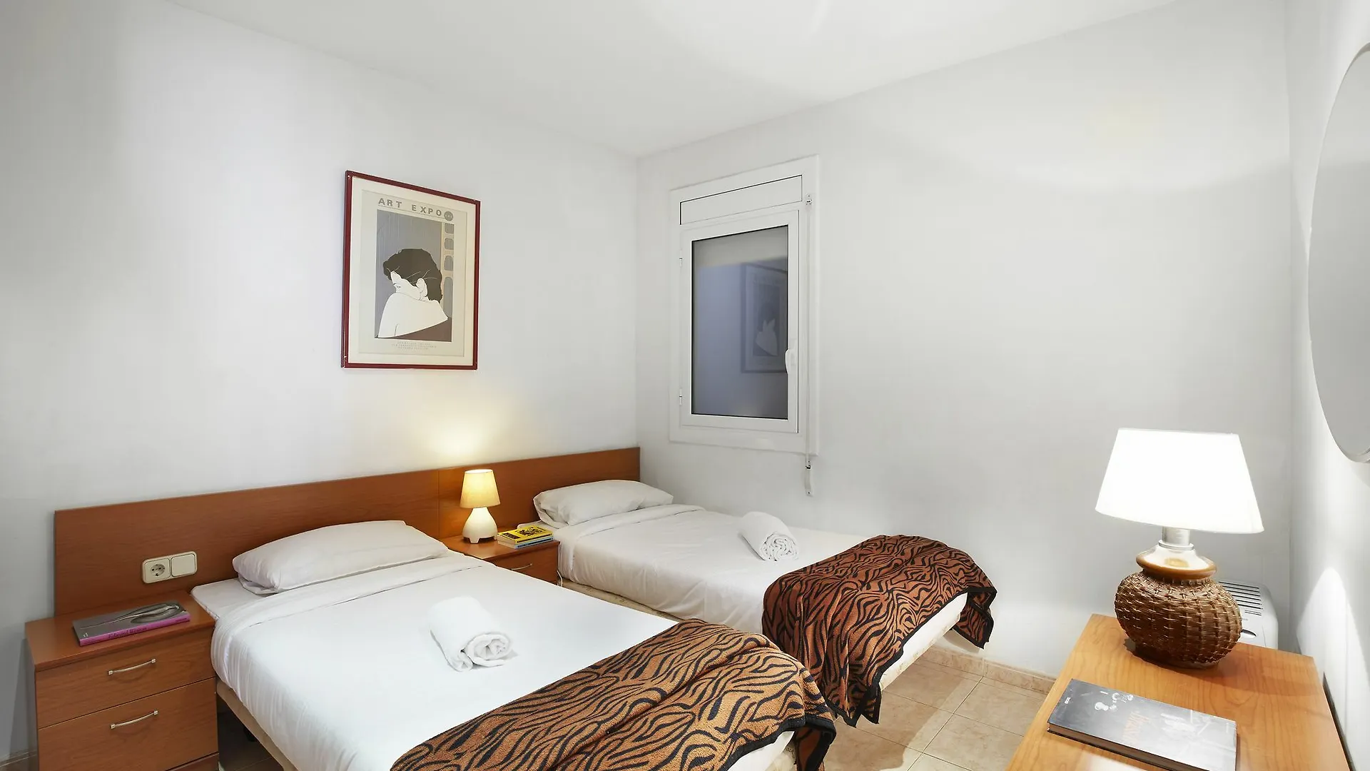 Ainb Diagonal Francesc Macia Apartments Barcelona 0*,